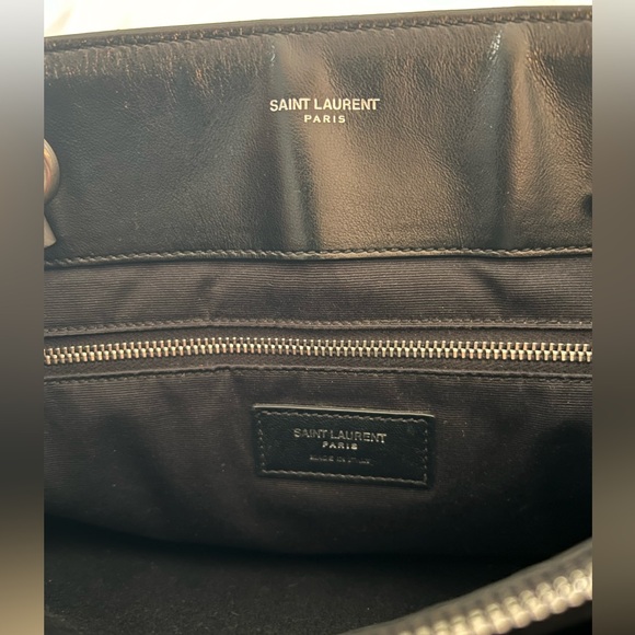 YSL Monogram Matelasse Large Loulou Shopper Bag - Picture 9 of 13